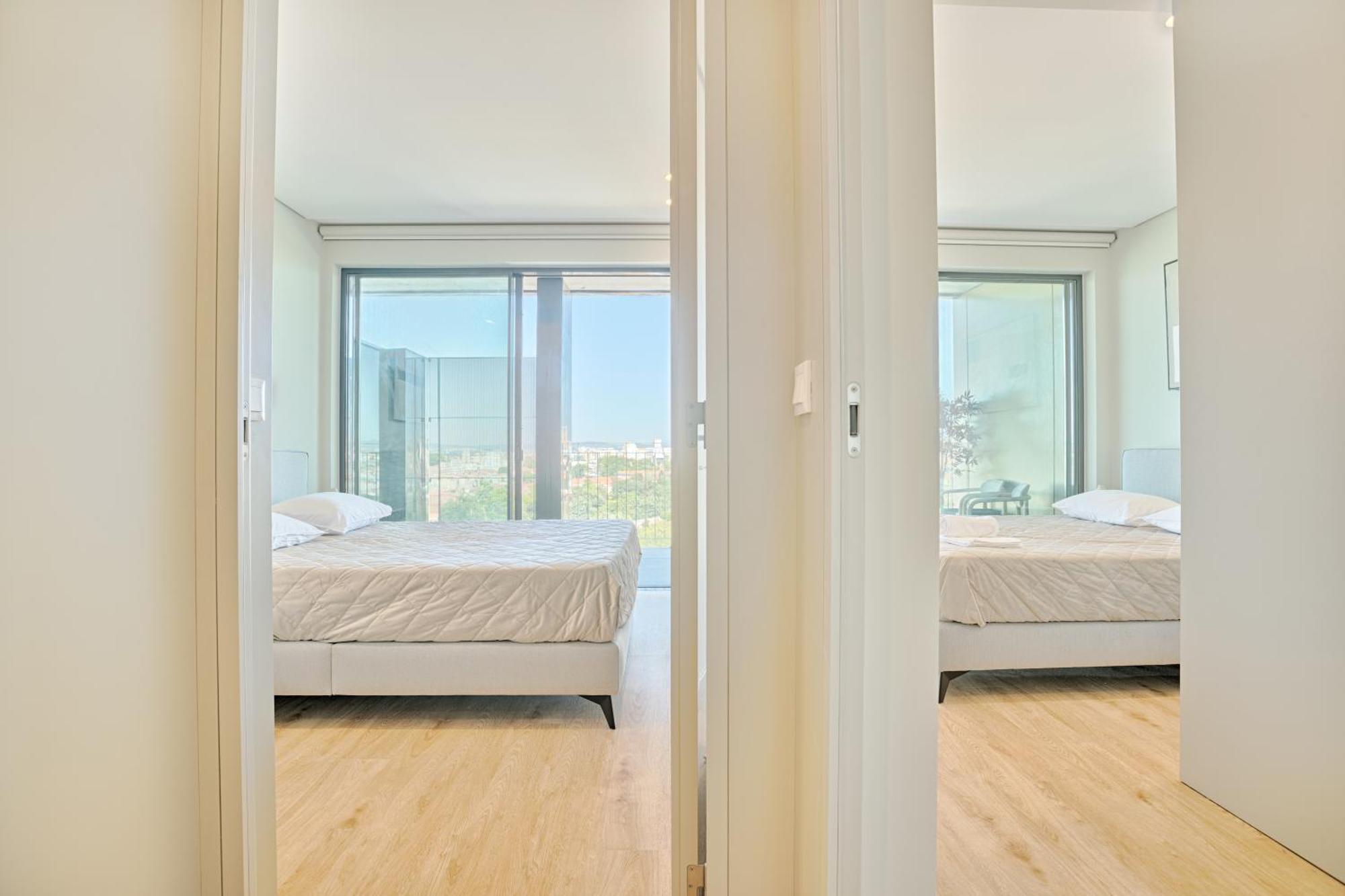 Brand New Luxurious Ap T2 - Amazing View- With Garage Lejlighed Vila Nova de Gaia Eksteriør billede